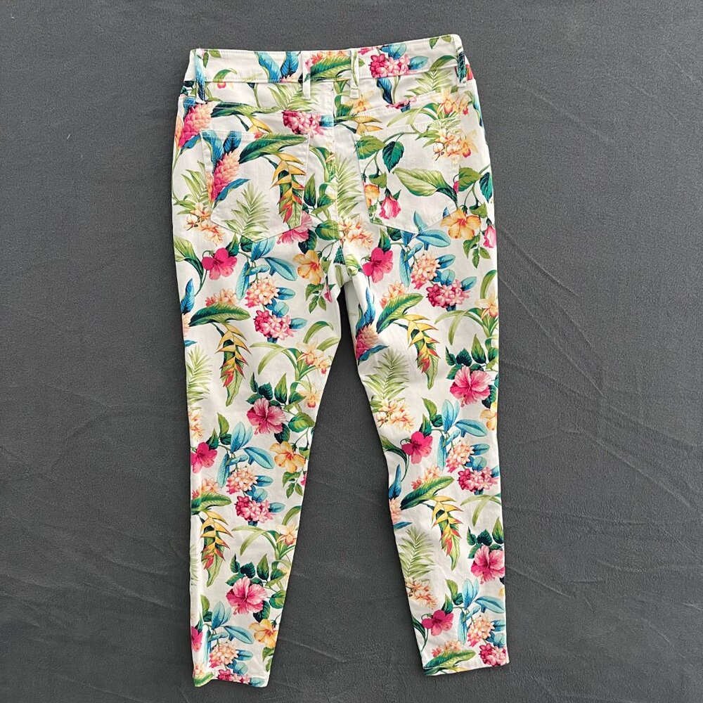 TOMMY BAHAMA 🌸 Tropical Floral Jeans 27x28 Skinny Ankle Paradise Vibrant Colors - Picture 6 of 8